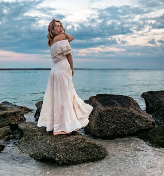 Cassie Lee – Dark & Moody New Dawn Lightroom Presets