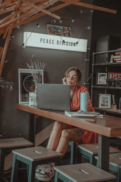 Septembrenell – Nude Preset Pack (Lightroom Mobile & Desktop Presets)
