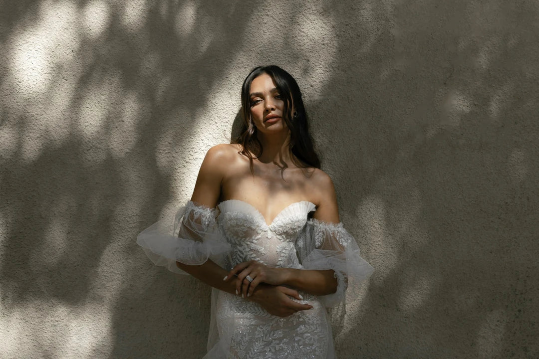 Meridian Presets – Essence by Marcos Sanchez: Minimalist Elegance & Timeless Narratives
