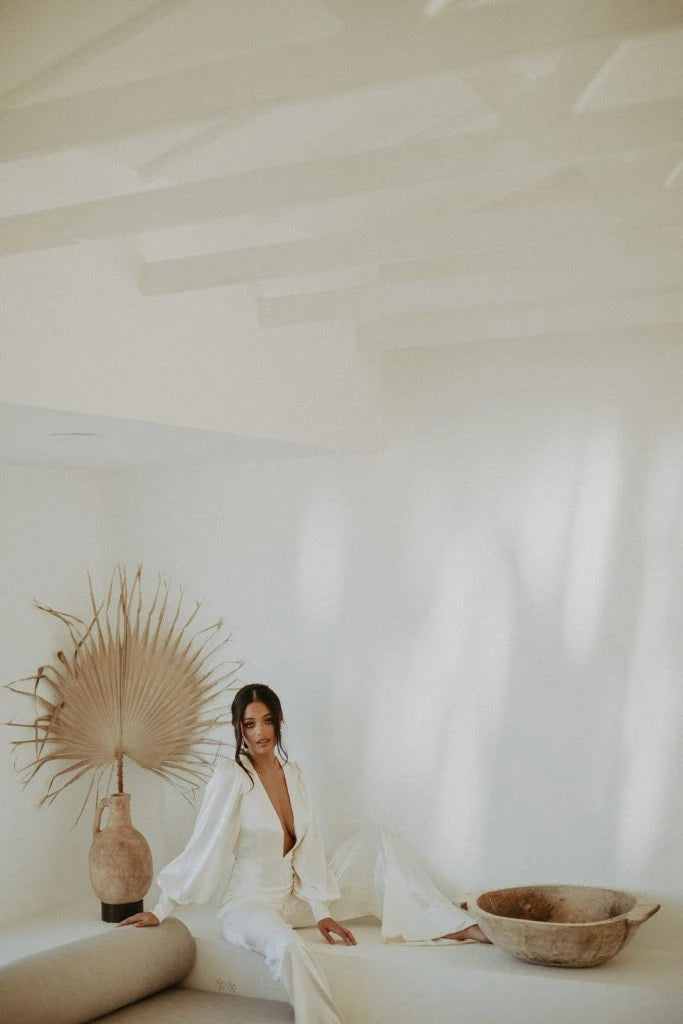 Meridian Presets – Lumine: Creative Light & Shadow Collection