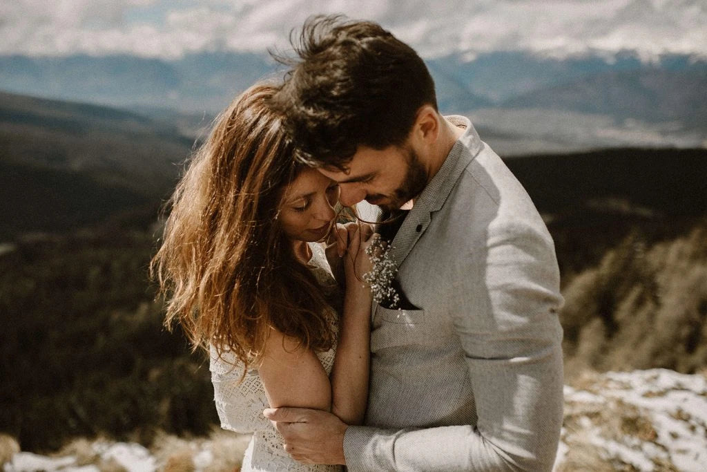 Meridian Presets – KLN: Warm Summer-Inspired Lightroom Presets