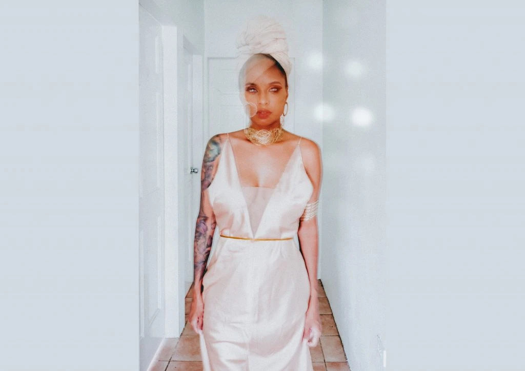 Meridian Presets – Solaye: Real Window Light Effects by Chinelle Rojas