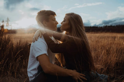 Hero Presets by Raval Bojar – Character-Driven Color & B&W Looks (22 Presets + Toolset)