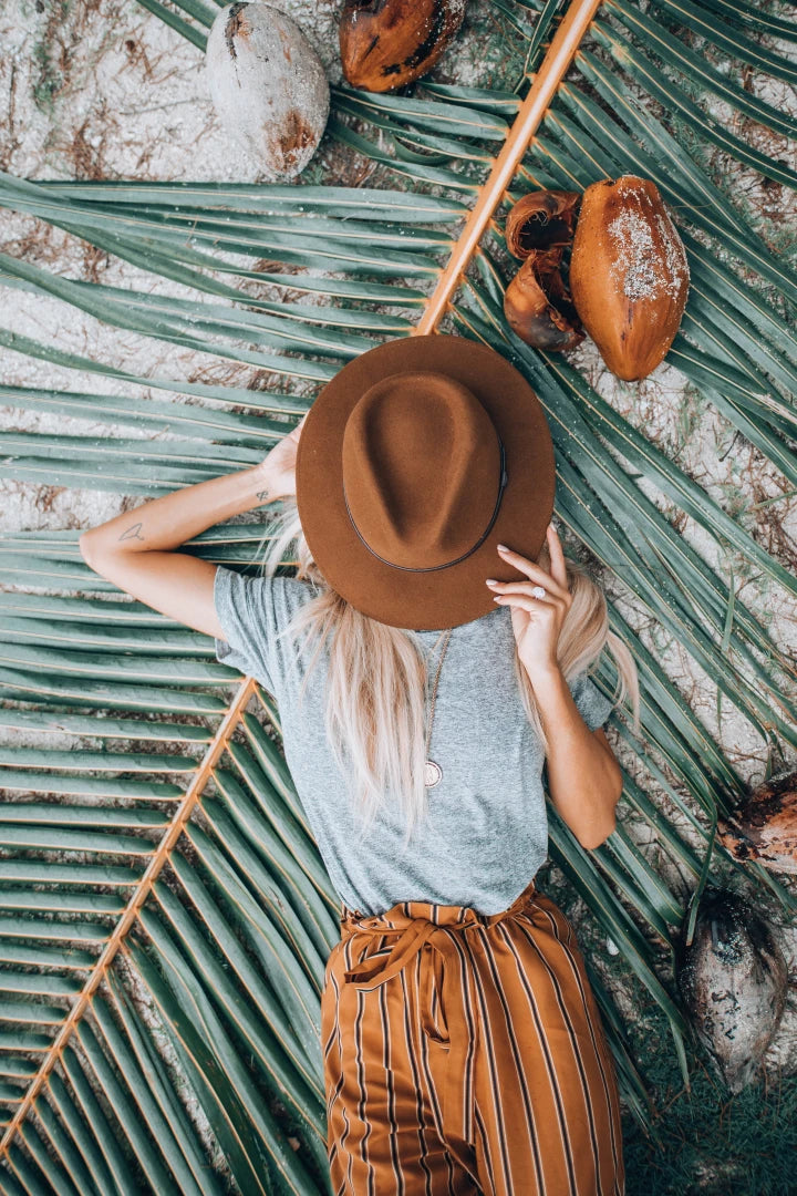 Meg Legs – Bora Bora Lightroom Presets | Tropical Warmth & Vibrant Island Tones